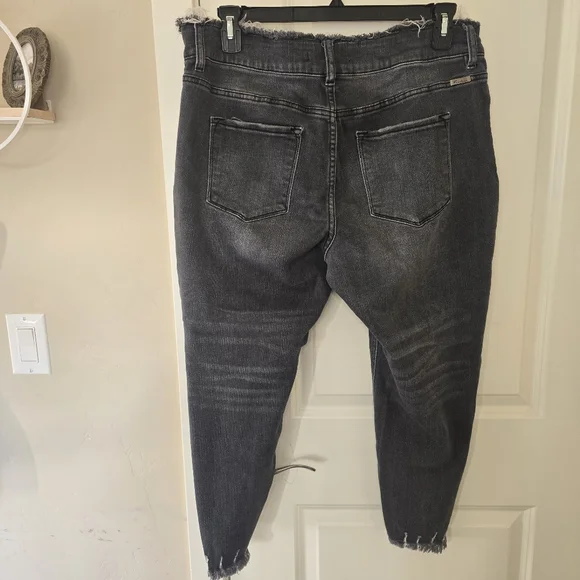 Maurices KanCan™ Black Wash Distressed Jeans – Size 18 - Picture 4 of 10